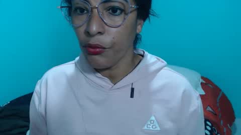 Snapshot of kattleyagray chatting on 02-19-26, 07:21 KattleyaGrey online show from 02-19-26, 07:21