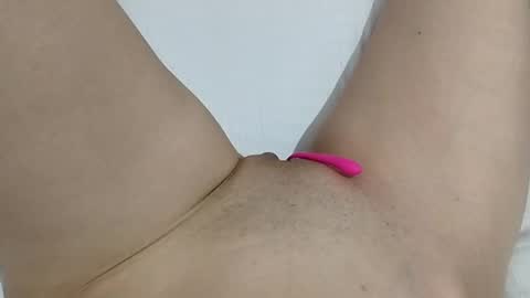 Snapshot of kattrinah_nikitta chatting on 09-20-25, 06:42 nikitta online show from 09-20-25, 06:42