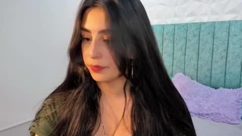 katty_love01 online show from 09-11-25, 07:58