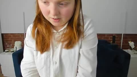 Snapshot of katty_rose8 chatting on 02-12-26, 07:58 Katty online show from 02-12-26, 07:58