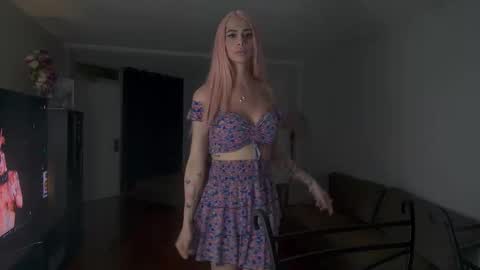 Snapshot of kattycash chatting on 09-29-25, 12:16 kattycash online show from 09-29-25, 12:16