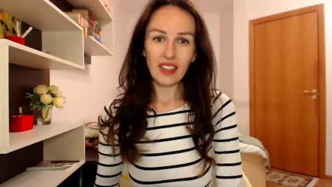 Snapshot of kattysapphire chatting on 09-20-25, 01:56 KattySapphire online show from 09-20-25, 01:56
