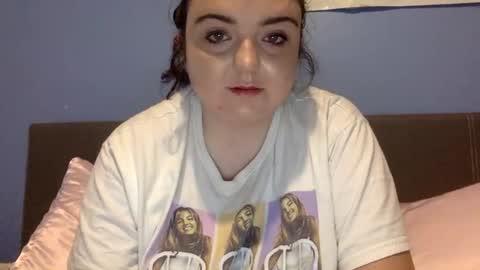 Snapshot of kattyxoxo98753 chatting on 10-09-25, 12:25 kattyxoxo98753 online show from 10-09-25, 12:25