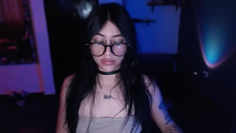      online show from 02-10-26, 02:21