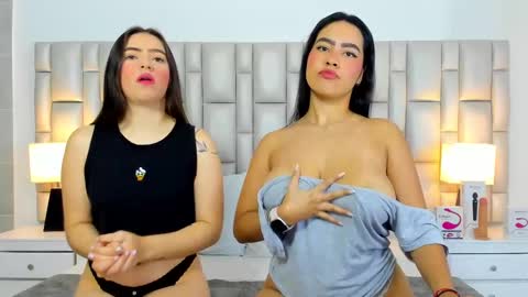katy blonde girl and paola big boobs online show from 09-13-25, 01:22