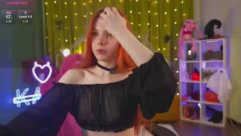 Snapshot of katy_ethereal chatting on 11-03-25, 02:46 Katy - online show from 11-03-25, 02:46