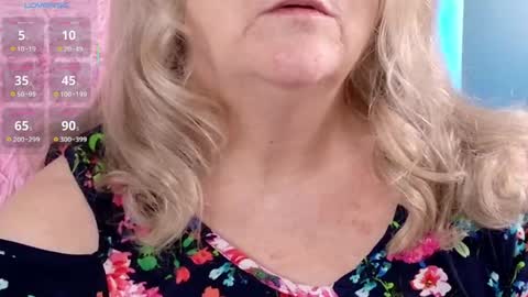 Snapshot of katy_nicole chatting on 06-03-26, 07:19 katy_nicole online show from 06-03-26, 07:19