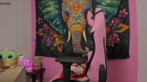 katy simpsons online show from 12-15-25, 02:38