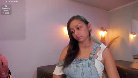 Snapshot of katy_sweet19 chatting on 01-14-25, 03:26 Katy online show from 01-14-25, 03:26