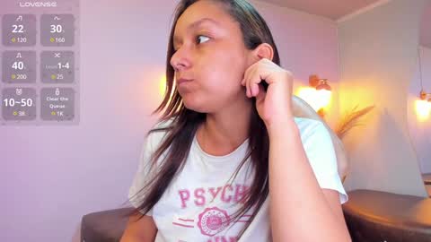 Snapshot of katy_sweet19 chatting on 01-15-25, 07:12 Katy online show from 01-15-25, 07:12