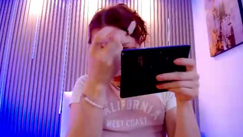 Katy Van online show from 06-12-26, 09:35