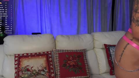 Snapshot of katyablonding chatting on 12-21-24, 02:04 salo online show from 12-21-24, 02:04