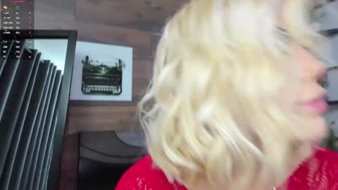 Snapshot of katyablonding chatting on 02-04-25, 01:06 salo online show from 02-04-25, 01:06