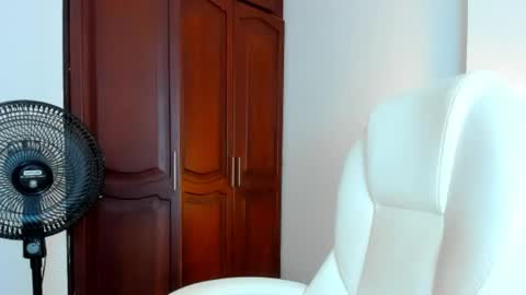 KATYAJHONSS online show from 05-21-26, 11:34
