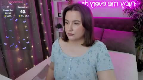 Kate online show from 10-23-25, 05:07