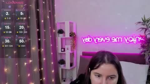 Kate online show from 11-26-25, 03:18