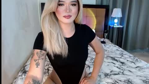 katykiat online show from 12-23-25, 07:06