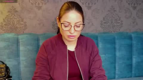 Snapshot of katylinee chatting on 03-20-26, 03:06 Katyline online show from 03-20-26, 03:06