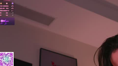 Mia  Lovense is active Private is Open online show from 02-08-25, 08:52