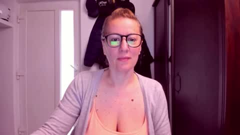 Katy online show from 05-10-26, 05:45