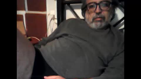 Snapshot of kausername chatting on 12-14-24, 09:51 Marko online show from 12-14-24, 09:51