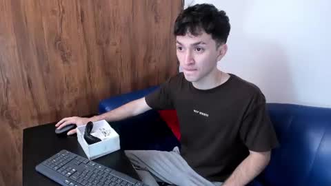 kavencastro online show from 06-11-26, 03:26