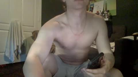 Snapshot of kavod214 chatting on 10-17-25, 03:36 Anton online show from 10-17-25, 03:36