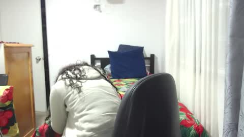  Khawit  online show from 03-11-26, 01:44