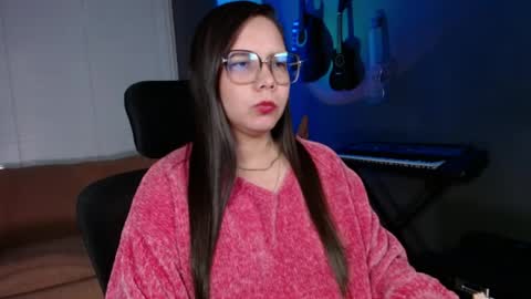 Snapshot of kay_avrill chatting on 04-26-26, 08:06 Kay online show from 04-26-26, 08:06