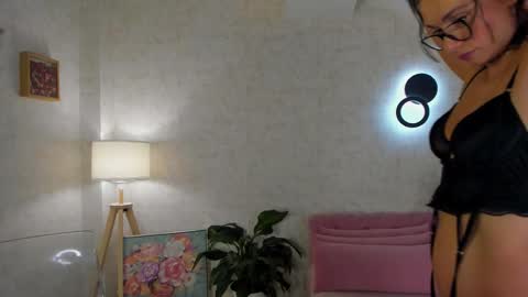 Kaya online show from 11-24-25, 05:18