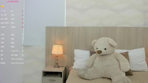   online show from 10-14-25, 11:33