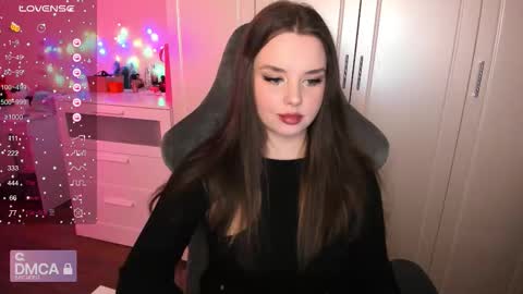 Snapshot of kayacherry chatting on 11-09-25, 09:46 Alice online show from 11-09-25, 09:46