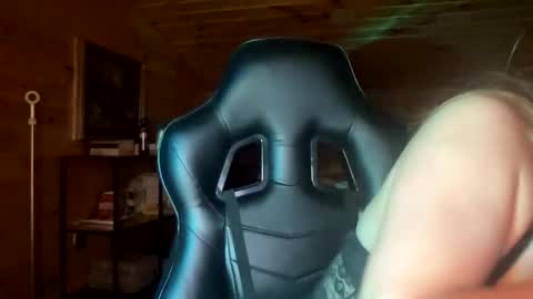 Kaybrookee online show from 04-26-26, 04:43