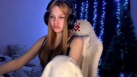 Amia online show from 02-19-26, 06:04