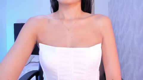 Kayla  online show from 12-17-25, 11:38