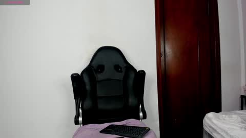 KAYLA BATISTA online show from 12-16-24, 01:54