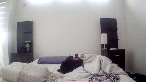 kaylaelizabeth97 online show from 05-04-26, 09:22