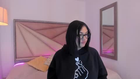 kaylahank online show from 09-26-25, 11:36