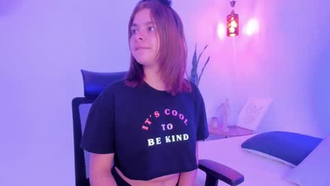 Snapshot of kaylajhonnes6 chatting on 10-20-25, 03:12 K A Y L A online show from 10-20-25, 03:12