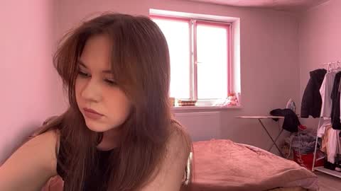 Snapshot of kaylawulfing chatting on 04-04-26, 01:19 Nyelle online show from 04-04-26, 01:19