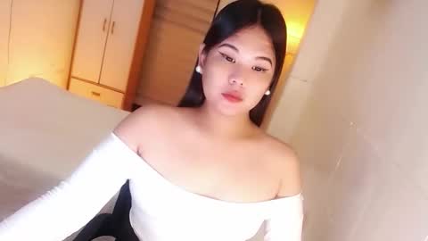 Y O U R        F U T U R E       K A Y L E E  online show from 10-17-25, 07:49