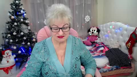 kaylesmoll online show from 01-14-25, 07:11