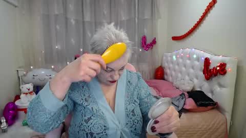 kaylesmoll online show from 02-22-25, 07:14