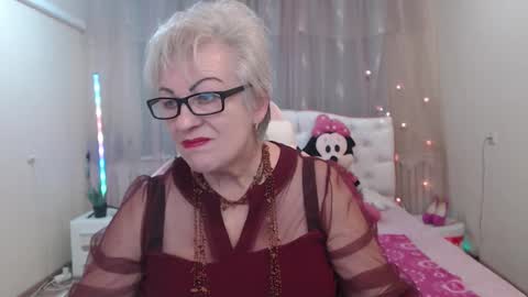 kaylesmoll online show from 09-12-25, 06:30