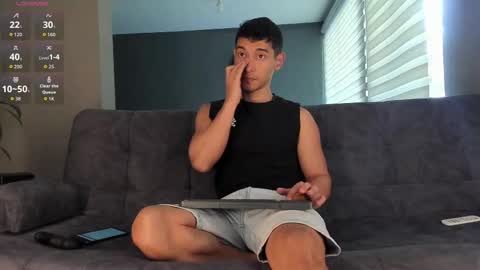 Snapshot of kayn_kalo chatting on 09-19-25, 06:19 Kayn online show from 09-19-25, 06:19