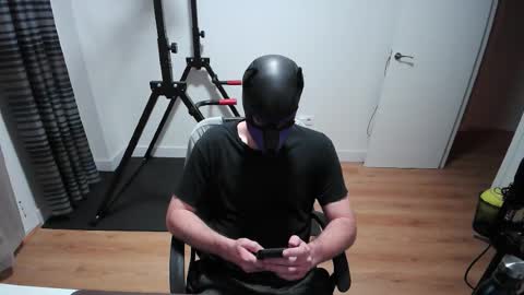 Neon online show from 11-02-25, 07:05