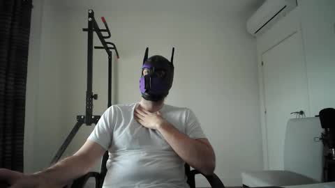 Neon online show from 03-14-26, 05:07