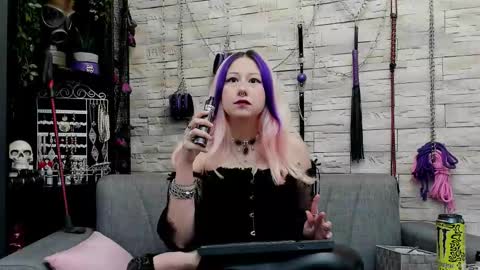 Miss Kazia online show from 11-19-25, 03:01