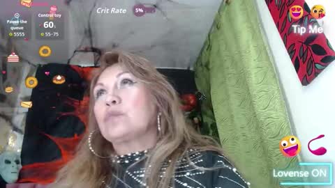 KAZSANDRAH online show from 10-28-25, 12:14