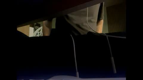 Snapshot of kazuya525466 chatting on 03-12-25, 06:33 kazuya525466 online show from 03-12-25, 06:33